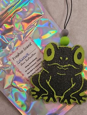 Green & Black Frog Hanging Air Freshener